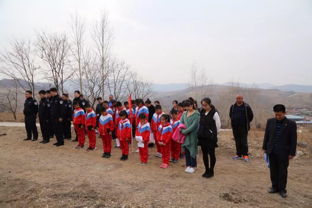 和龙市小学最新领导团队引领未来教育新篇章，和龙市小学领导团队引领未来教育新篇章启航